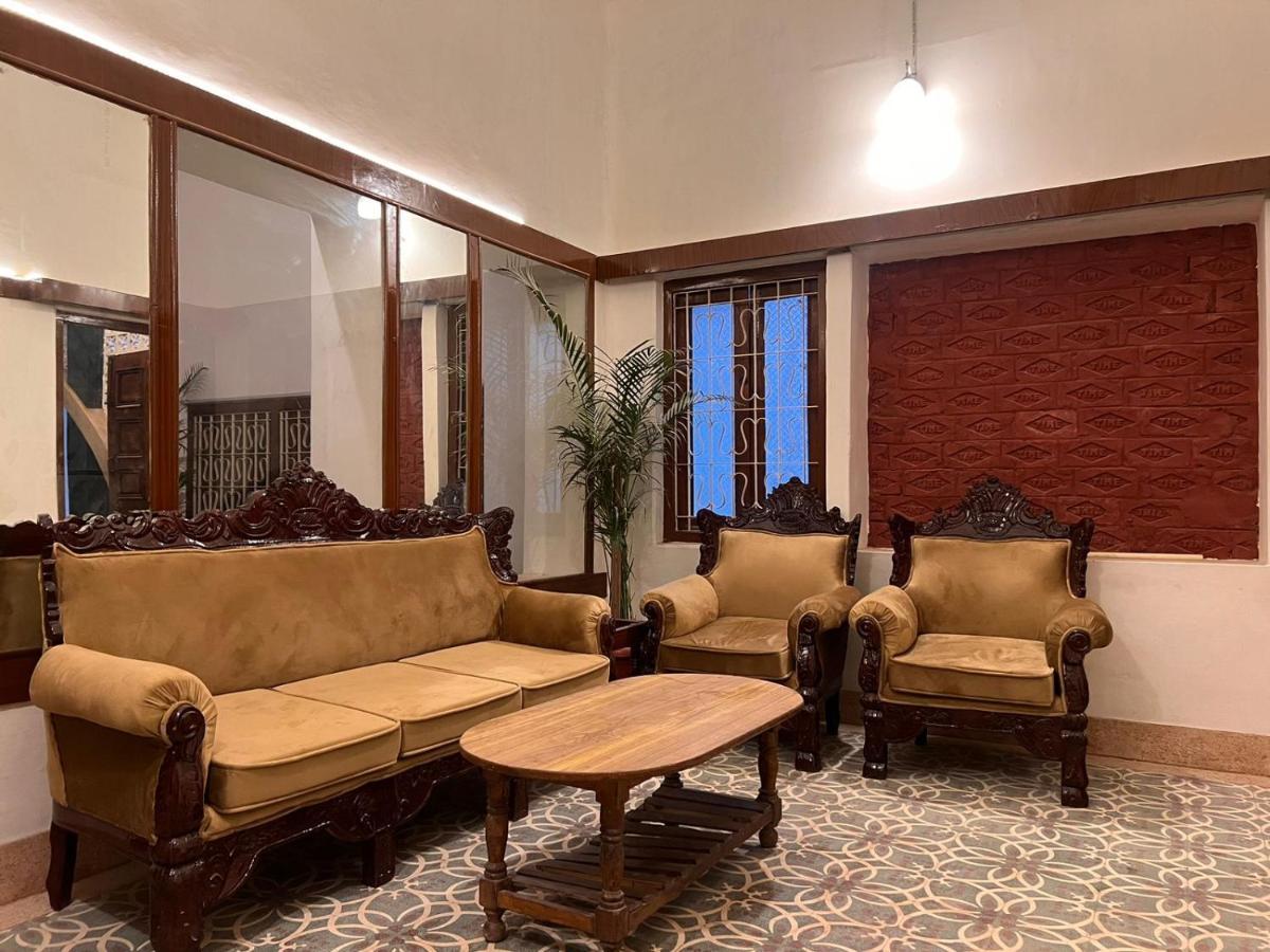 Aavaa Shanti Niwas Benares Buitenkant foto